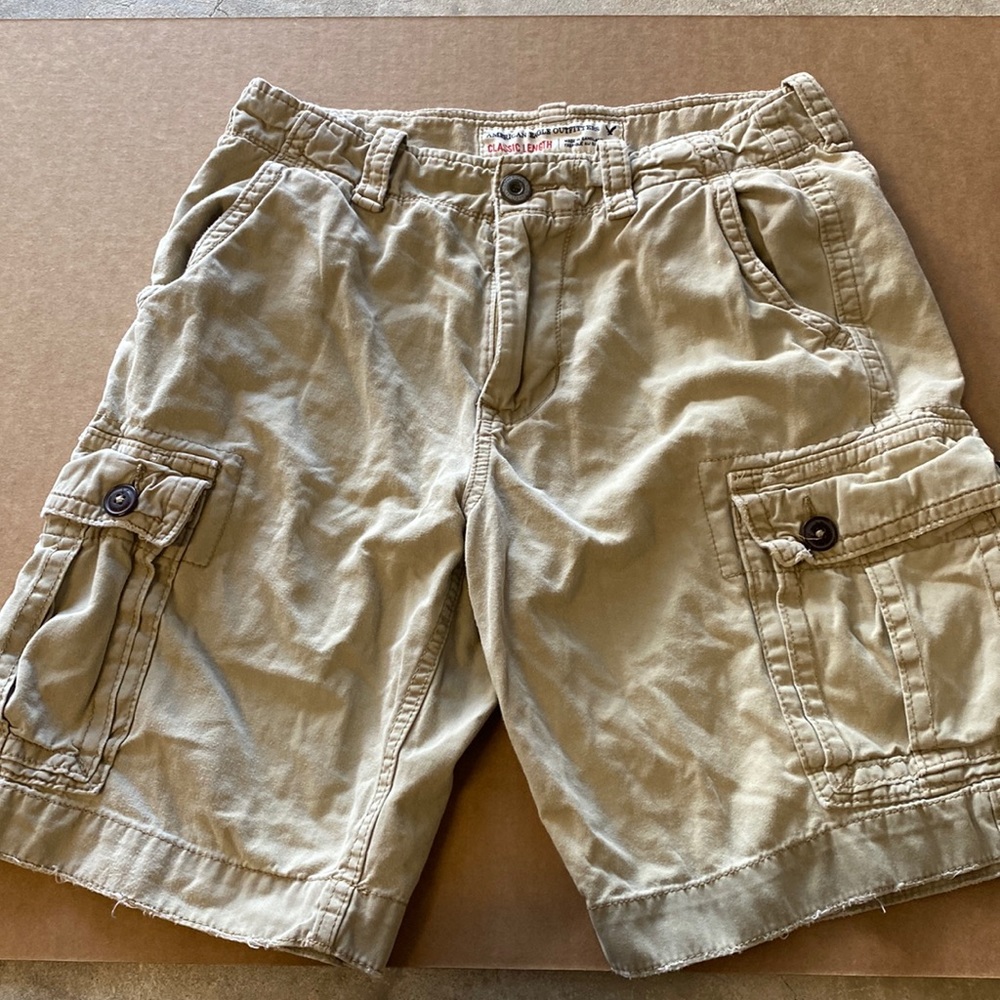American eagle cargo shorts “classic length”
